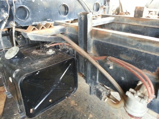 รถฮีโน่ 6 ล้อดั้ม ( ติดเฮี้ยบ 3.5 ตัน. ) 150 แรงม้า. ปี 55 ( รถวิ่ง 35,xxx กม. ) สนใจติดต่อ 081 - 6079515 รถฮีโน่ 6 ล้อดั้ม ( ติดเฮี้ยบ 3.5 ตัน. ) 150 แรงม้า. ปี 55 ( รถวิ่ง 35,xxx กม. ) สนใจติดต่อ 081 - 6079515