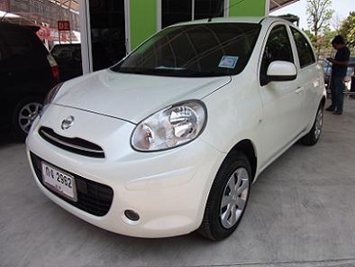 ขาย NISSAN MARCH 1.2EL AUTO ปี2013 สภาพสวยเหมือนป้ายแดง พร้อมใช้งาน มือเดียวออกห้าง