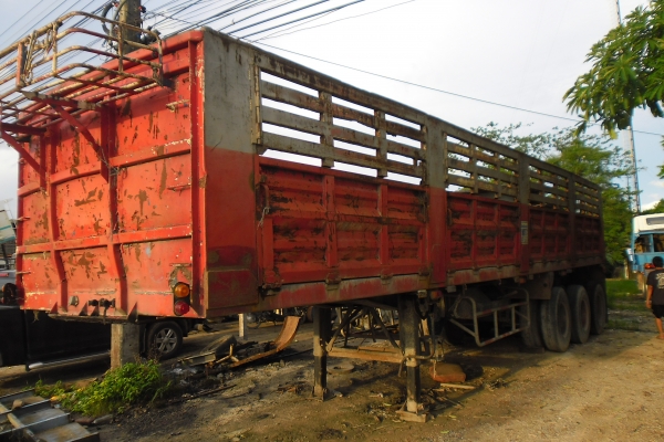 ขายด่วน!! หัวลาก Nissan UD 290 เทอร์โบ หาง 3 เพลา - หาง 2 เพลา
