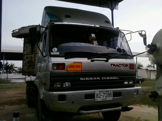 ขายด่วน!! หัวลาก Nissan UD 290 เทอร์โบ หาง 3 เพลา - หาง 2 เพลา