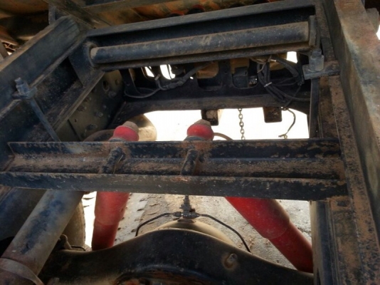 รถฮีโน่ 6 ล้อดั้ม ( ติดเฮี้ยบ 3.5 ตัน. ) 150 แรงม้า. ปี 55    ( รถวิ่ง 8x,xxx  กม. )