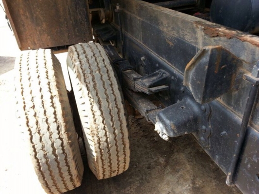 รถฮีโน่ 6 ล้อดั้ม ( ติดเฮี้ยบ 3.5 ตัน. ) 150 แรงม้า. ปี 55    ( รถวิ่ง 8x,xxx  กม. )