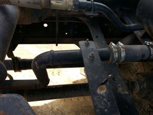 รถฮีโน่ 6 ล้อดั้ม ( ติดเฮี้ยบ 3.5 ตัน. ) 150 แรงม้า. ปี 55    ( รถวิ่ง 8x,xxx  กม. )