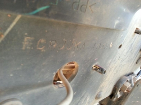 รถฮีโน่ 6 ล้อดั้ม ( ติดเฮี้ยบ 3.5 ตัน. ) 150 แรงม้า. ปี 55    ( รถวิ่ง 8x,xxx  กม. )