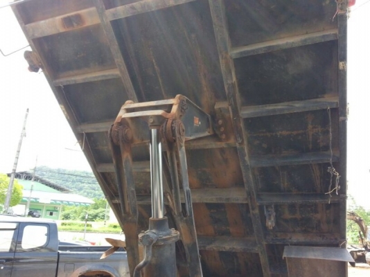 รถฮีโน่ 6 ล้อดั้ม ( ติดเฮี้ยบ 3.5 ตัน. ) 150 แรงม้า. ปี 55    ( รถวิ่ง 8x,xxx  กม. )