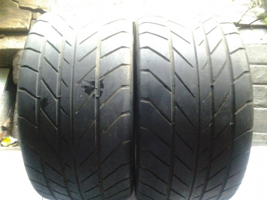 ขายยาง BF Goodrich g-Force TA KD 275-40-17 จัดไป 2,000 บาท ตามสภาพ