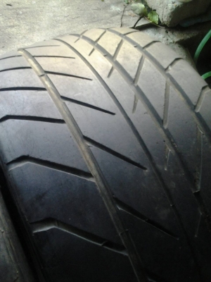 ขายยาง BF Goodrich g-Force TA KD 275-40-17 จัดไป 2,000 บาท ตามสภาพ ขายยาง BF Goodrich g-Force TA KD 275-40-17 จัดไป 2,000 บาท ตามสภาพ