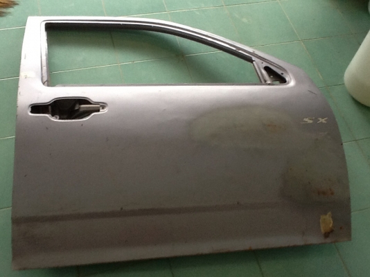 ขายประตูSXด้านขวาสภาพดีราคาถูก ขายประตูSXด้านขวาสภาพดีราคาถูก