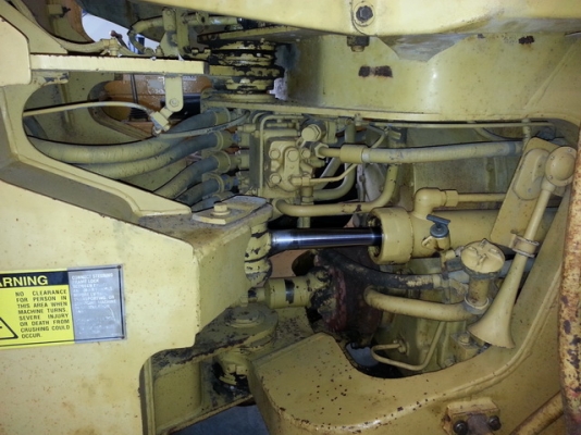 ตักล้อยาง Caterpillar 936E 33Z03138