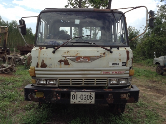 ขายเทเลอร์ลากแบคโฮ 10 ล้อ 2 เพลา FM186 เครื่อง EL100 190 แรงม้า คัสซีสวย สโลว์กลาง เบรคลมดัน พวงมาลัยพาวเวอร์ ทะเบียนครบพร้อมโอน