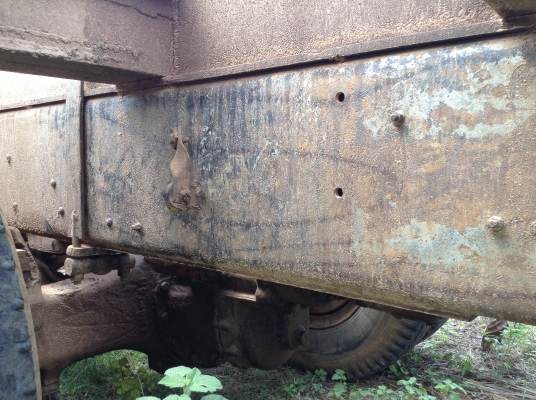 ขายเทเลอร์ลากแบคโฮ 10 ล้อ 2 เพลา FM186 เครื่อง EL100 190 แรงม้า คัสซีสวย สโลว์กลาง เบรคลมดัน พวงมาลัยพาวเวอร์ ทะเบียนครบพร้อมโอน