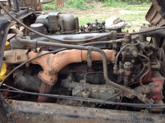 ขายเทเลอร์ลากแบคโฮ 10 ล้อ 2 เพลา FM186 เครื่อง EL100 190 แรงม้า คัสซีสวย สโลว์กลาง เบรคลมดัน พวงมาลัยพาวเวอร์ ทะเบียนครบพร้อมโอน