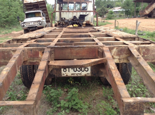 ขายเทเลอร์ลากแบคโฮ 10 ล้อ 2 เพลา FM186 เครื่อง EL100 190 แรงม้า คัสซีสวย สโลว์กลาง เบรคลมดัน พวงมาลัยพาวเวอร์ ทะเบียนครบพร้อมโอน