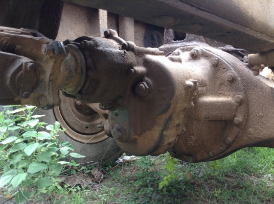 ขายเทเลอร์ลากแบคโฮ 10 ล้อ 2 เพลา FM186 เครื่อง EL100 190 แรงม้า คัสซีสวย สโลว์กลาง เบรคลมดัน พวงมาลัยพาวเวอร์ ทะเบียนครบพร้อมโอน