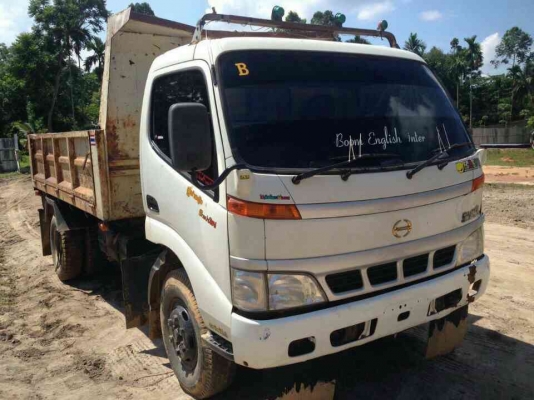 ขายรถหกล้อ HINO DUTRO 130 แรงม้า TURBO ปี 2006 ดั้ม