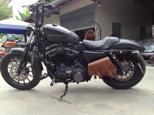 ธารนนทบุรี//ขาย hd iron883 ปี2010 สภาพนางฟ้า ของแต่งเต็ม วิ่งน้อย ราคา395,000 บาท อินวอยท์แท้