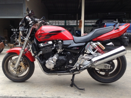 ธารนนทบุรี//ขาย honda cb1300 ปี99 สภาพนางฟ้า เครื่องสมบูรณ์มากๆ ระบบไฟสมบูรณ์ ราคา135,000บาท อินวอยท์+ส.พ.ม แท้ ธารนนทบุรี//ขาย honda cb1300 ปี99 สภาพนางฟ้า เครื่องสมบูรณ์มากๆ ระบบไฟสมบูรณ์ ราคา135,000บาท อินวอยท์+ส.พ.ม แท้