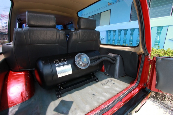 suzuki caribian 1989 (ตู้ปลา) suzuki caribian 1989 (ตู้ปลา)