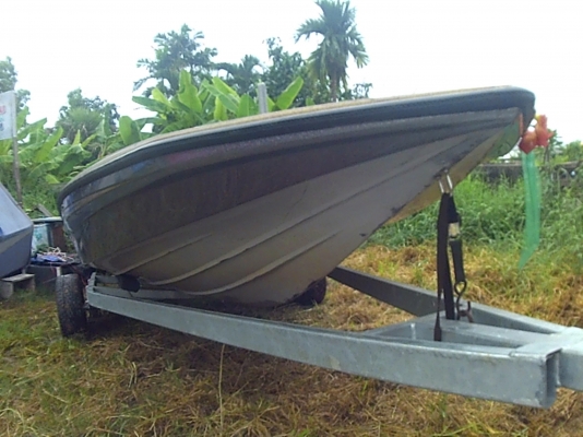 ขายเรือเร็ว 20 ฟุต พร้อมเทลเลอร์