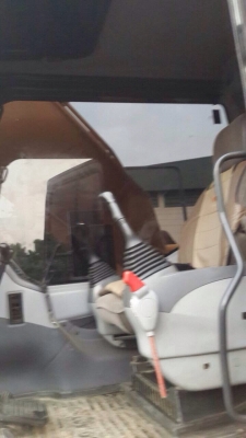 ขายรถแบ็คโฮ Komatsu PC200-7 ไมล์ชั่วโมง 5,xxx เอกสารใบแจ้งจำหน่าย ขายรถแบ็คโฮ Komatsu PC200-7 ไมล์ชั่วโมง 5,xxx เอกสารใบแจ้งจำหน่าย