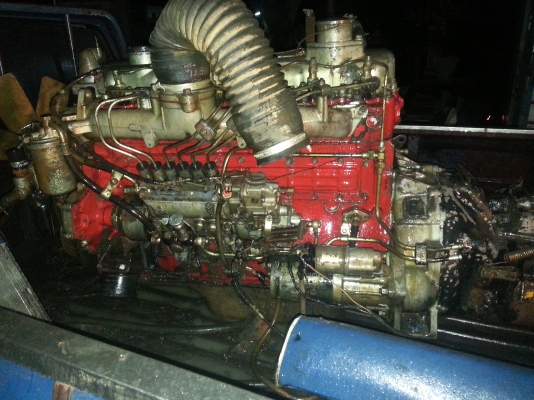 เครื่อง พร้อมเกียร์ EH700  พร้อมใบคุ้ม เครื่อง 90\% ไม่มีไอ