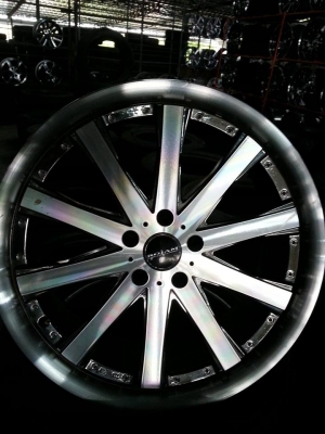 ขายแม็ก VIP ROJAM โพเนียม ขอบ 20 5รู  สภาพสวยมาก