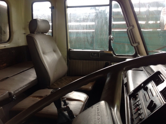 10 ล้อดั้ม 2 เพลา NISSAN UD CW 430