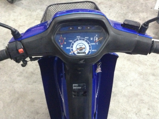 ขาย!!! เวฟ100 ปี48 รถเครื่องดีคับ ทะเบียนครบ ภาษีไม่หมด