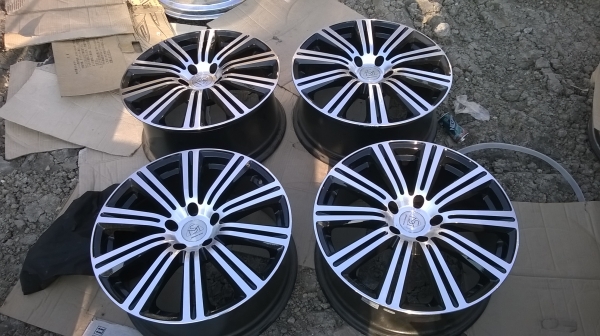 ขายล้อขอบ18  5รู114 ชุดละ9500