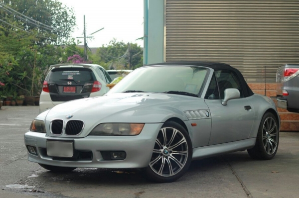 ขายด่วนถูก BMW Z3 ปี 1999 สีบรอนซ์ เกียร์ AUTO