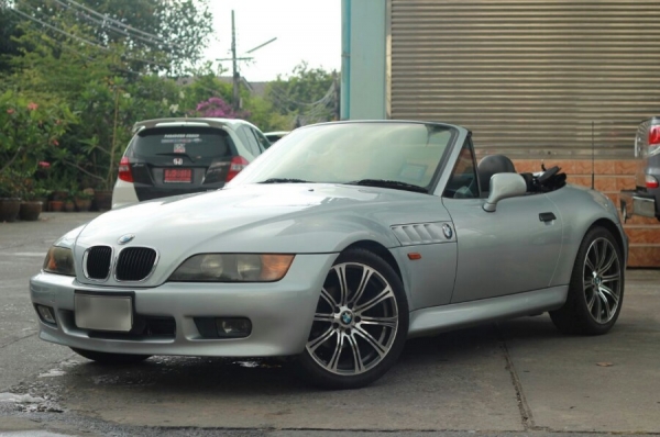 ขายด่วนถูก BMW Z3 ปี 1999 สีบรอนซ์ เกียร์ AUTO