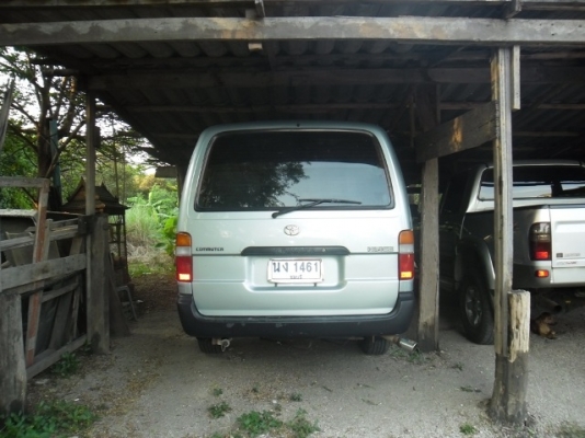 ขาย HIACE ช่วงสั้น ปี03  รถสวยสภาพพร้อมใช้งาน