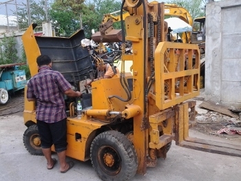 ประกาศ ขอบคุณลูกค้า สุพรรณ อู่ทองครับ ที่อุดหนุน รถยก-โฟล์คลิฟท์ KOMATSU ของเรา เราจัดส่งให้แล้วนะครับ