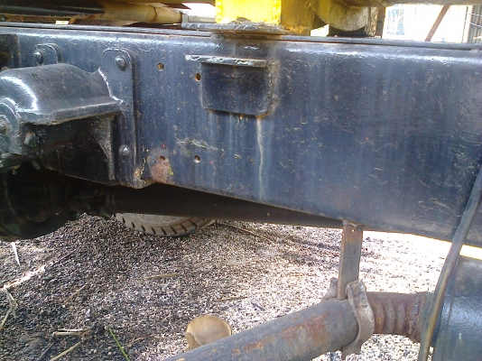 หกล้อใหญ่ 2คัน 10ล้อดั้ม1คัน ขายเหมาครับ เลิกกิจการเจ้าของขายเองครับ