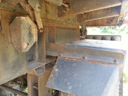 ขาย หางพ่วง  ( ดั้ม ) สามมิต 2 เพลา. ปี 46  สนใจติดต่อ 081 - 6079515