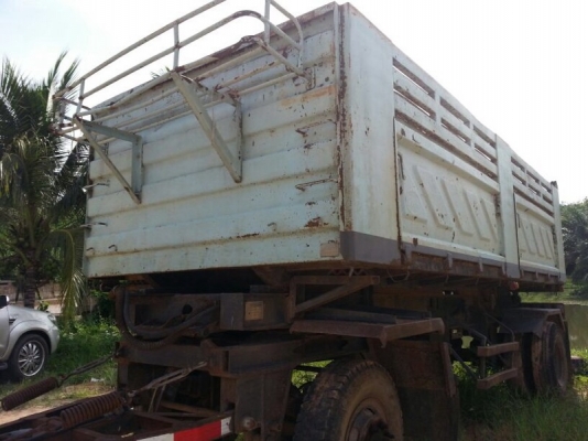 ขาย หางพ่วง  ( ดั้ม ) สามมิต 2 เพลา. ปี 46  สนใจติดต่อ 081 - 6079515