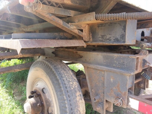 ขาย หางพ่วง  ( ดั้ม ) สามมิต 2 เพลา. ปี 46  สนใจติดต่อ 081 - 6079515