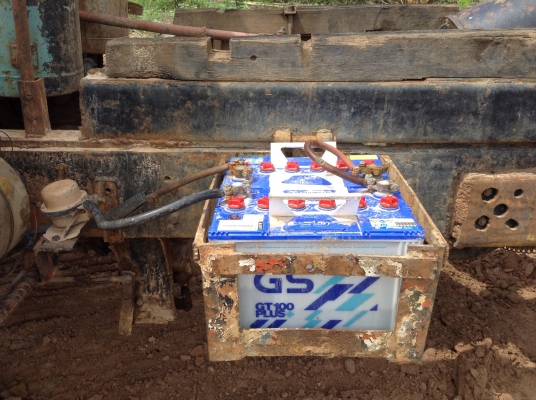 ขาย 6 ล้อหัวยาว  เครื่อง EH700 168 HP มีใบคุม เฟืองท้ายใหญ่ UD สโลว์เกียร์กลาง พวงมาลัยพาวเวอร์ ทะเบียน  ม.79 ราคาต่อรองได้ครับ