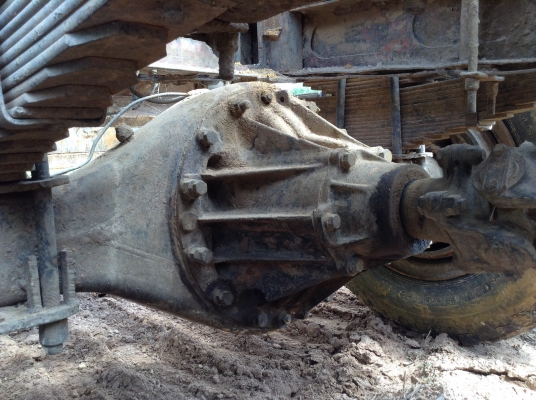 ขาย 6 ล้อหัวยาว  เครื่อง EH700 168 HP มีใบคุม เฟืองท้ายใหญ่ UD สโลว์เกียร์กลาง พวงมาลัยพาวเวอร์ ทะเบียน  ม.79 ราคาต่อรองได้ครับ