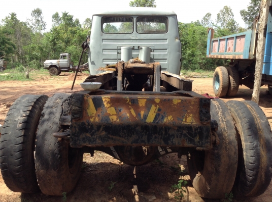 ขาย 6 ล้อดั้มหัวยาว หัว+คัสซี+ชุดกระบอกดั้ม ไม่มีทะเบียน คัสซีสวยจัดไม่มีบวม เครื่อง DA120 สตาร์ทไม่ติด เฟืองท้ายเดิม เกียร์เดิม ราคาต่อรองได้ครับ