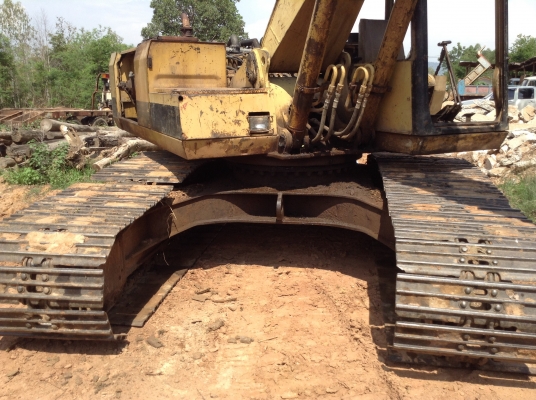 ขายแบคโฮ CAT E200B สภาพพร้อมใช้งาน เครื่อง 6BD1 เทอร์โบ ปั้มดี เอวแน่น  แทรก 80\% ทำงานไม่โหลด เอกสารใบซื้อขาย