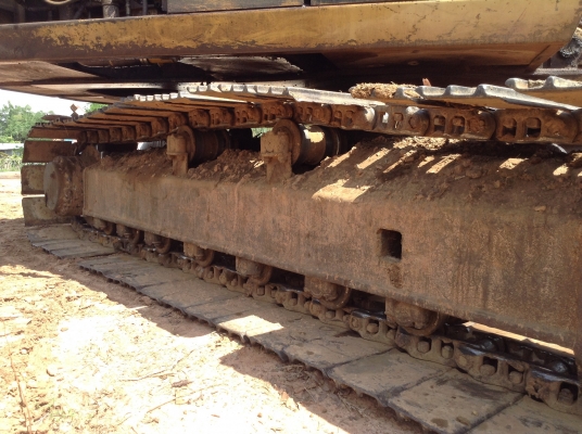 ขายแบคโฮ CAT E200B สภาพพร้อมใช้งาน เครื่อง 6BD1 เทอร์โบ ปั้มดี เอวแน่น  แทรก 80\% ทำงานไม่โหลด เอกสารใบซื้อขาย