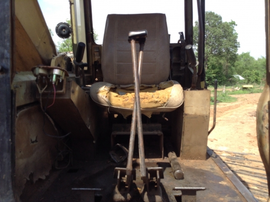 ขายแบคโฮ CAT E200B สภาพพร้อมใช้งาน เครื่อง 6BD1 เทอร์โบ ปั้มดี เอวแน่น  แทรก 80\% ทำงานไม่โหลด เอกสารใบซื้อขาย