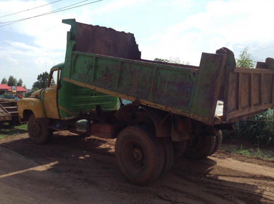 ขาย 6 ล้อดั้มหัวยาว ไม่มีทะเบียน เครื่อง 6BD1 165 HP เฟืองท้าย 210 คัสซีสวยตลอดเส้น พวงมาลัยพาวเวอร์ ราคาต่อรองได้ครับ