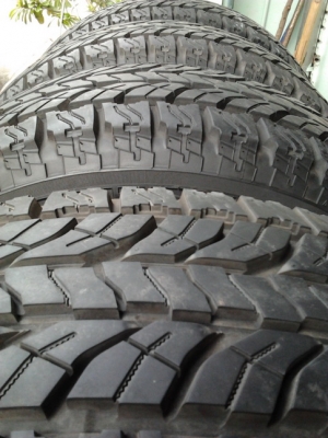 Yoko้hama AT 265/70/16 ปี13 ดอก1cm.ทั้ง4เส้น