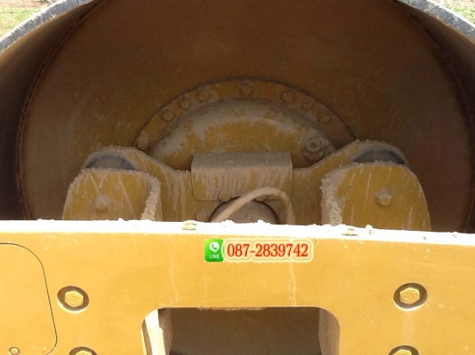 ขายรถบดสั่นสะเทือน 2 เพลา 1,9XX ชม.