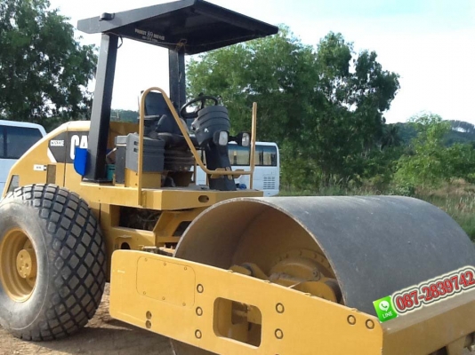 ขายรถบดสั่นสะเทือน 2 เพลา 1,9XX ชม.