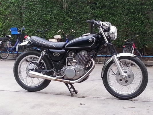 วุฒินนบุรี// SR500cc. สภาพสวยๆท่อแต่งยางสวยสีสวยพร้อมใช้งานคับเอกสารอินวอยแท้ๆ