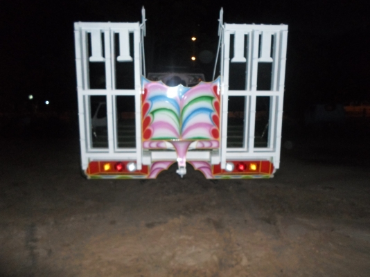 ขายด่วนเทนเลอร์รถเกี่ยวข้าว ร็อคกี้ 175  สองเพลา สวยๆ