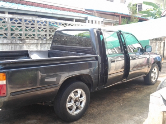 ไมตี้เอ็กปี93 ดีเซล2500 เกียร์ธรรมดา